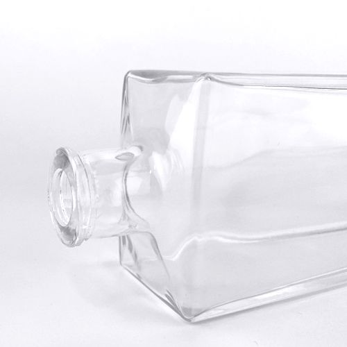 Hot 500ml Liquor Glass Bottle CY-774